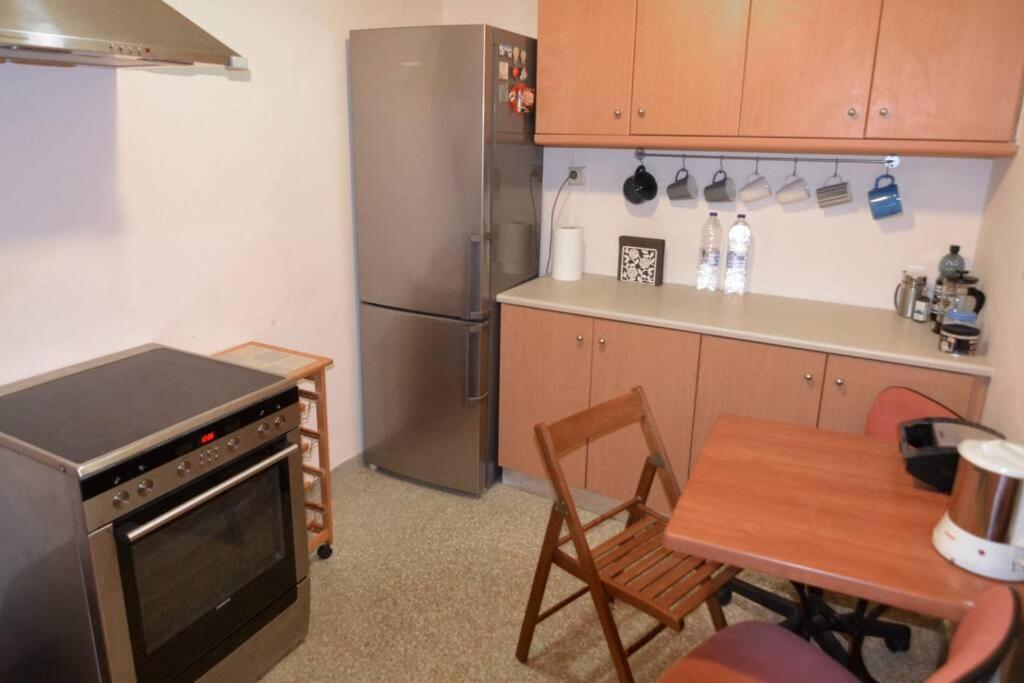 Georgia'S Cozy Apartment In Koukaki Афіни Екстер'єр фото