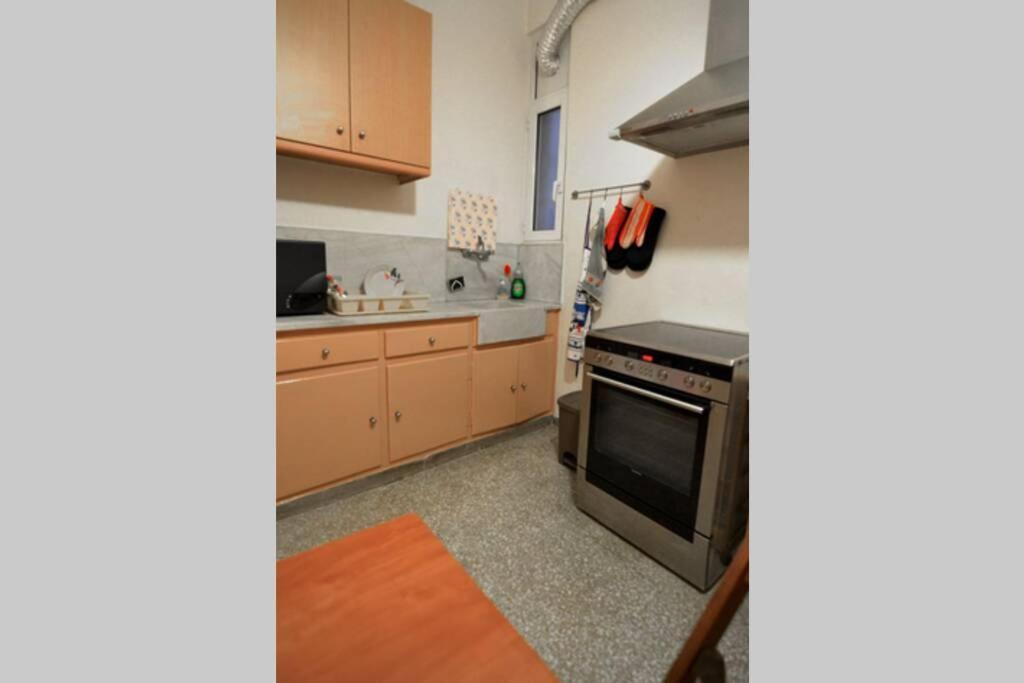 Georgia'S Cozy Apartment In Koukaki Афіни Екстер'єр фото